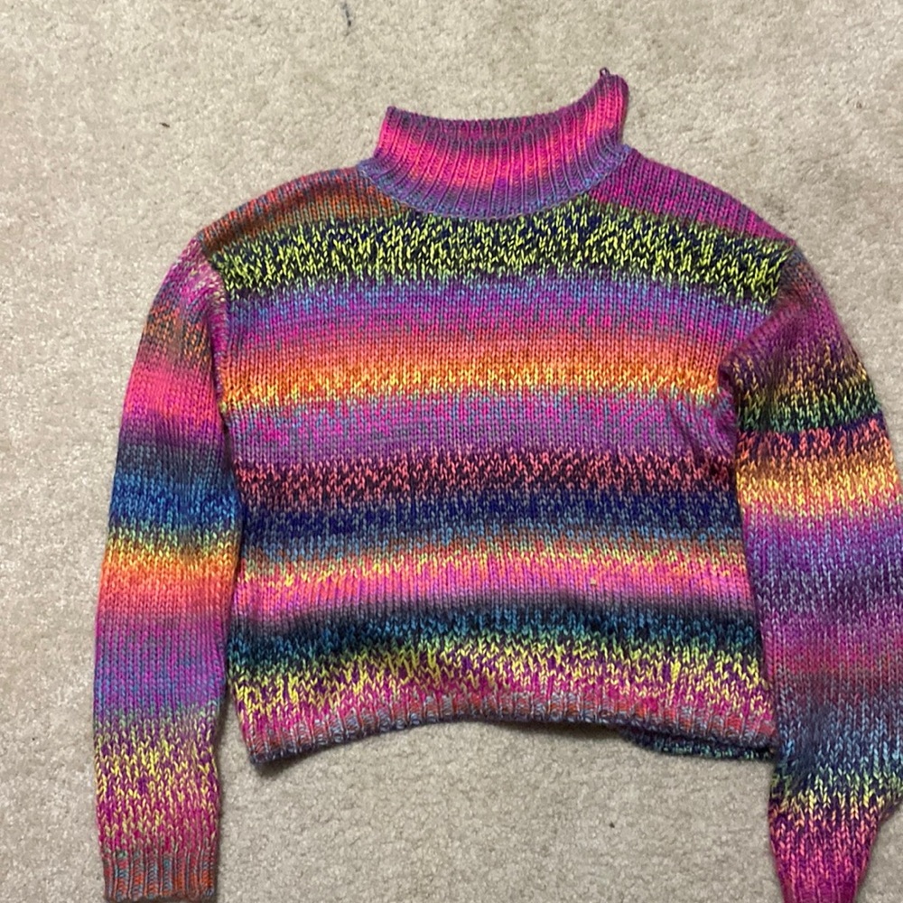 Cropped sweater